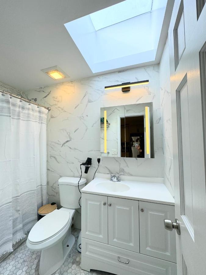 The Waltham Private Room & Bathroom John F Kennedy Jfk Lga Airport Manhattan Penn Station Bullet-Train 15 Min New York Exterior foto